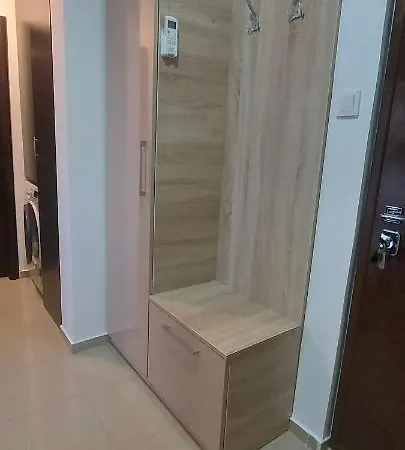 아파트 Apart Adi *
